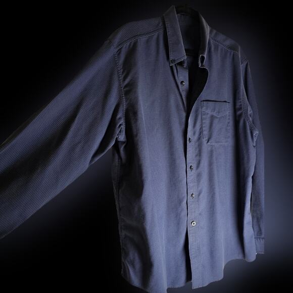 LL Bean Men's Collared Button Up Cotton Shirt Blue & Black XL - Picture 3 of 12